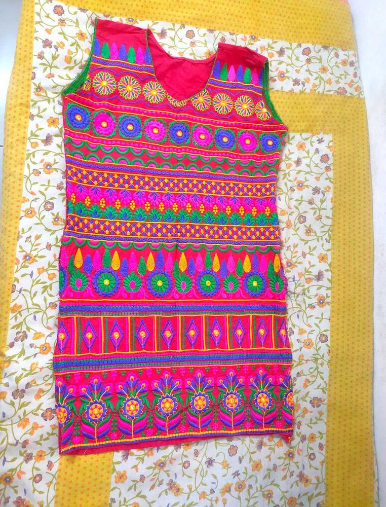 Vibrant Embroidered Sleeveless Kurta