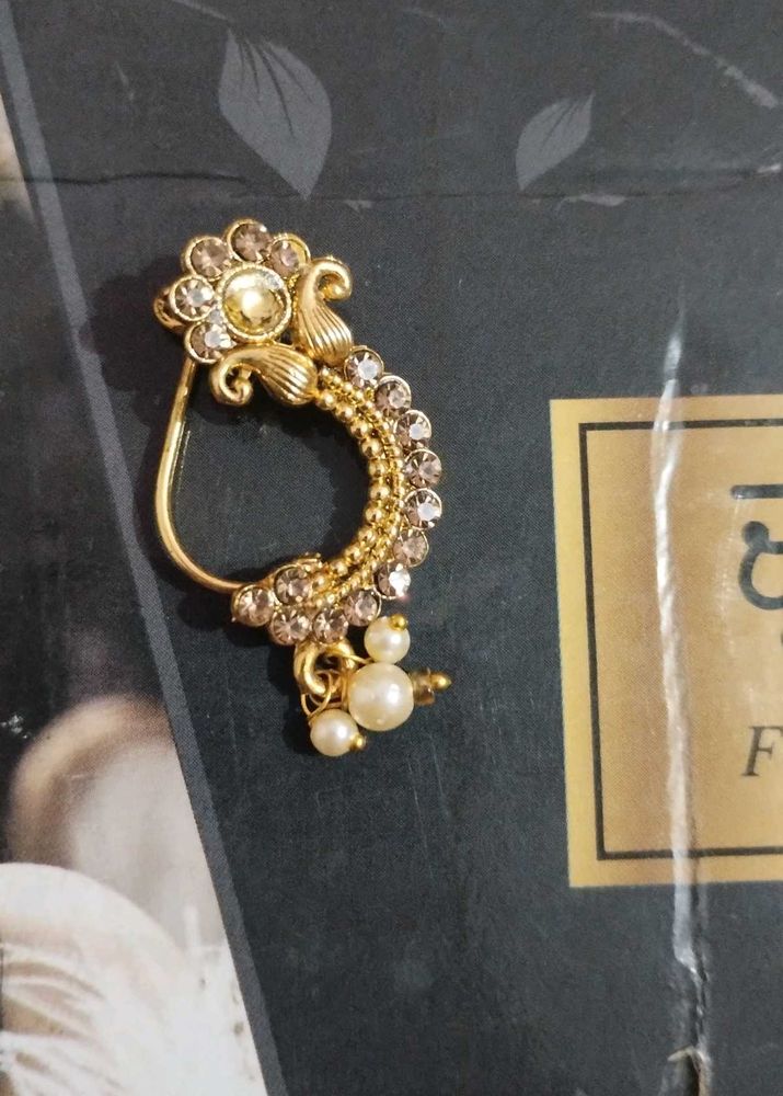 Elegant Golden Nose Ring with Pearls