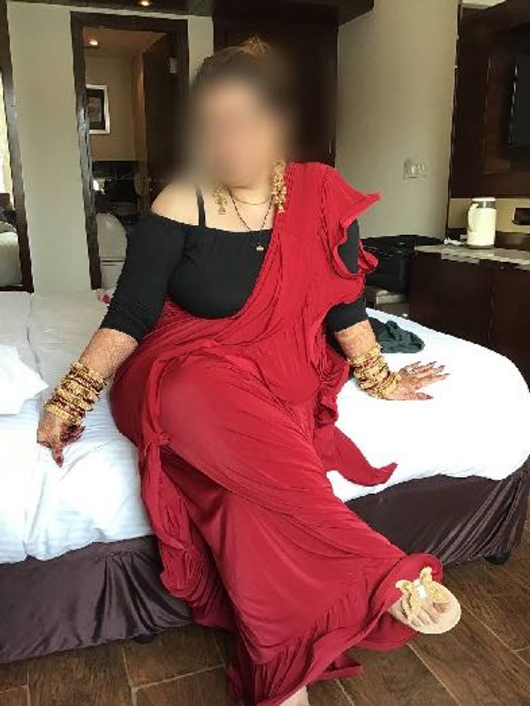 Red Saree
