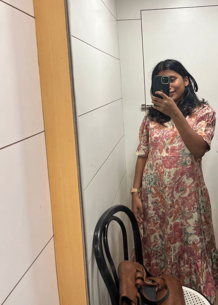 Beautiful Floral Print Maxi Dress UNUSED CONDITION