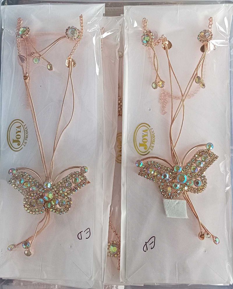 Stunning Butterfly Rhinestone Necklace