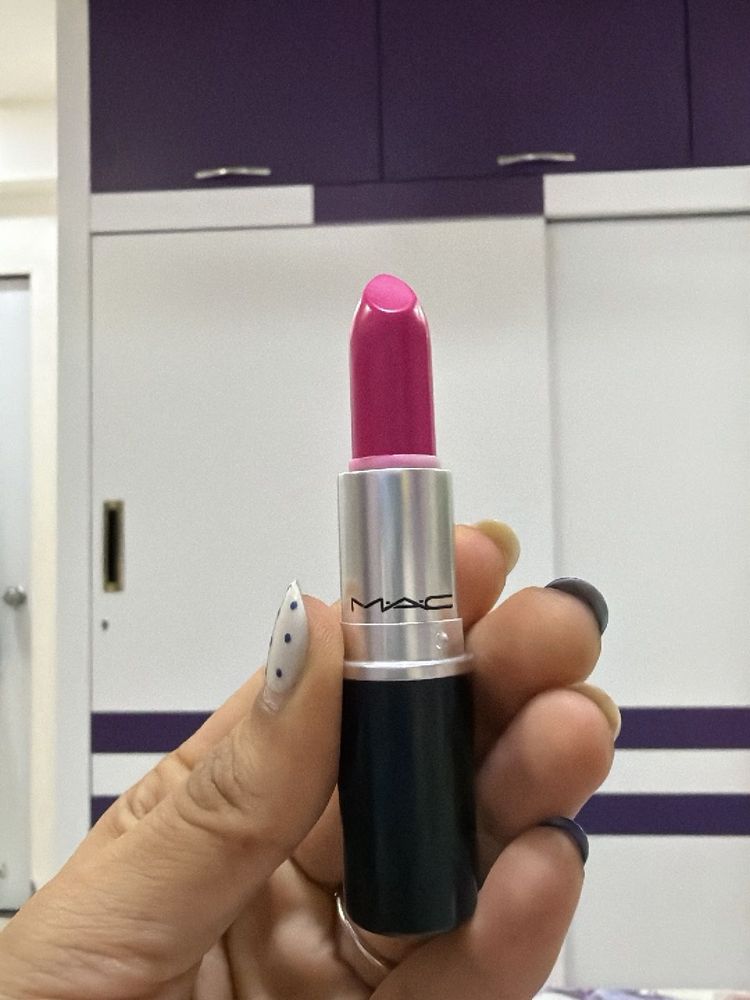 MAC Pink Lipstick