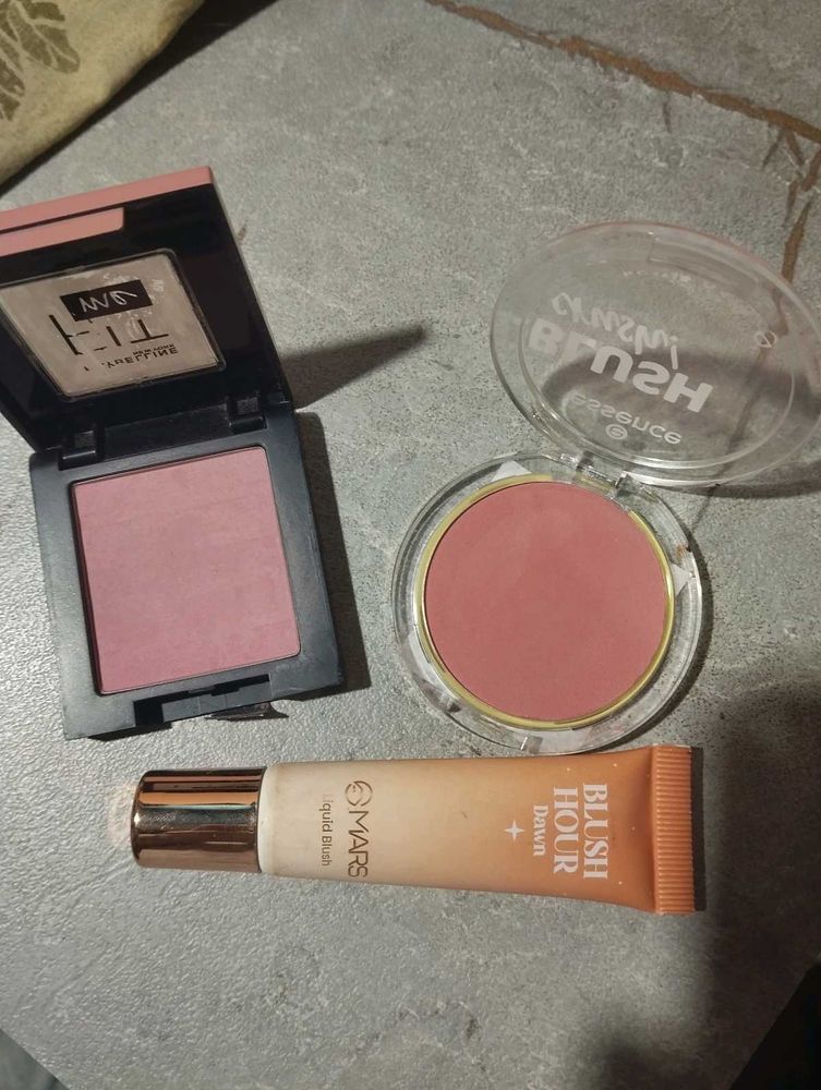3 Blushes combo ; maybelline, essence, mars
