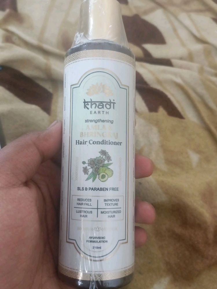 Khadi Amazing Amla Conditioner And Hair Vitalizer
