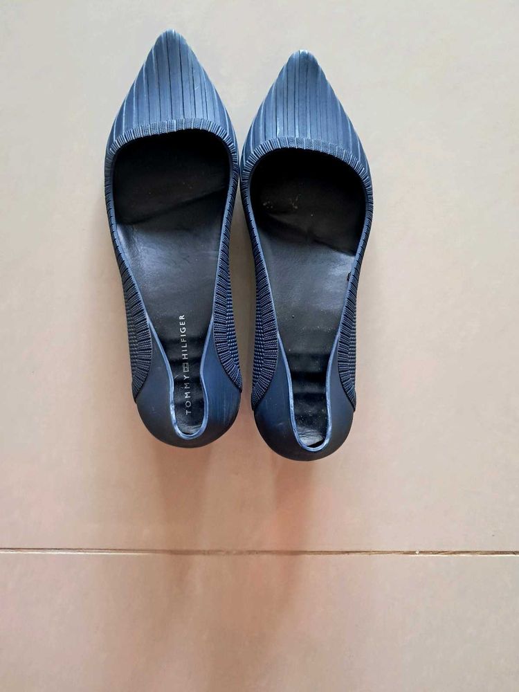 Pointed Flats