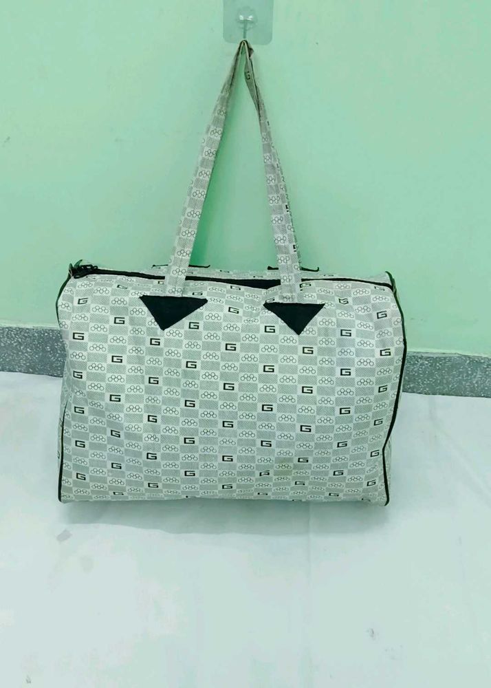 Stylish GG Print Duffle Bag