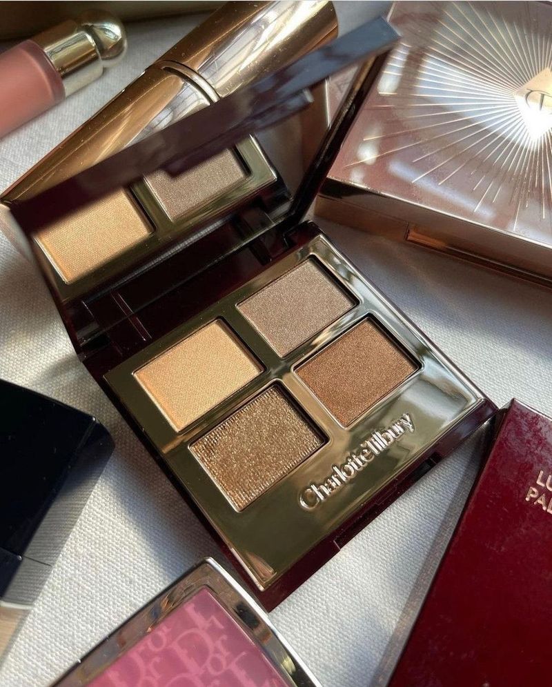 Charlotte Tilbury Eyeshadow Palette - THE GOLDEN G