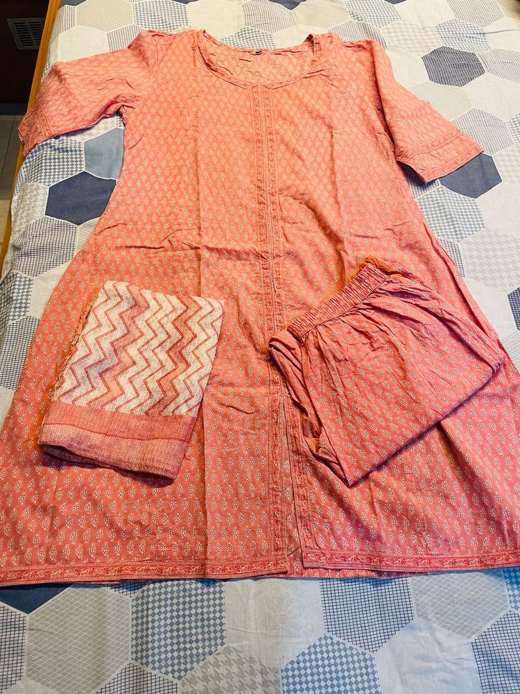 Elegant Peach Kurta Set with Dupatta