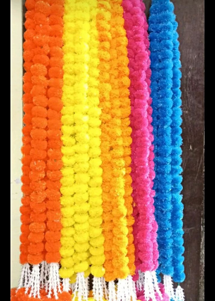 Marigold Strings With Latkan