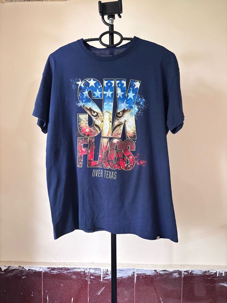Six Flags Official Tee