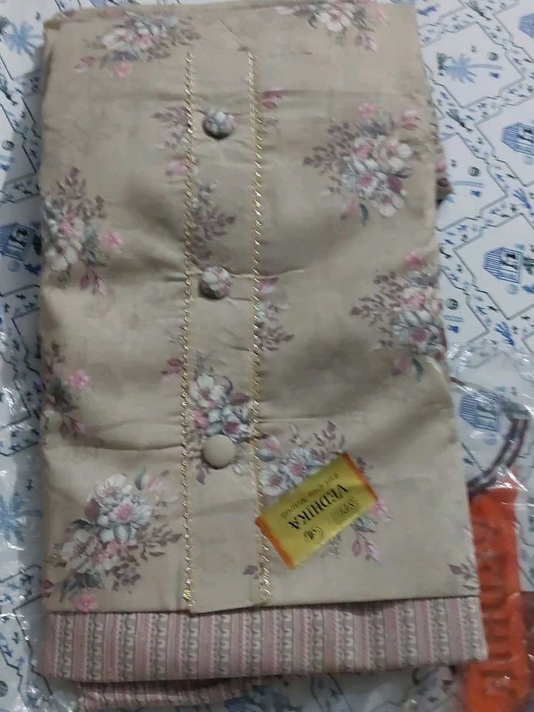 Elegant Floral Kurta Set