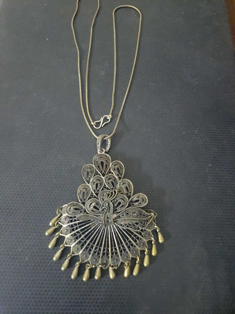 Peacock Filigree Necklace
