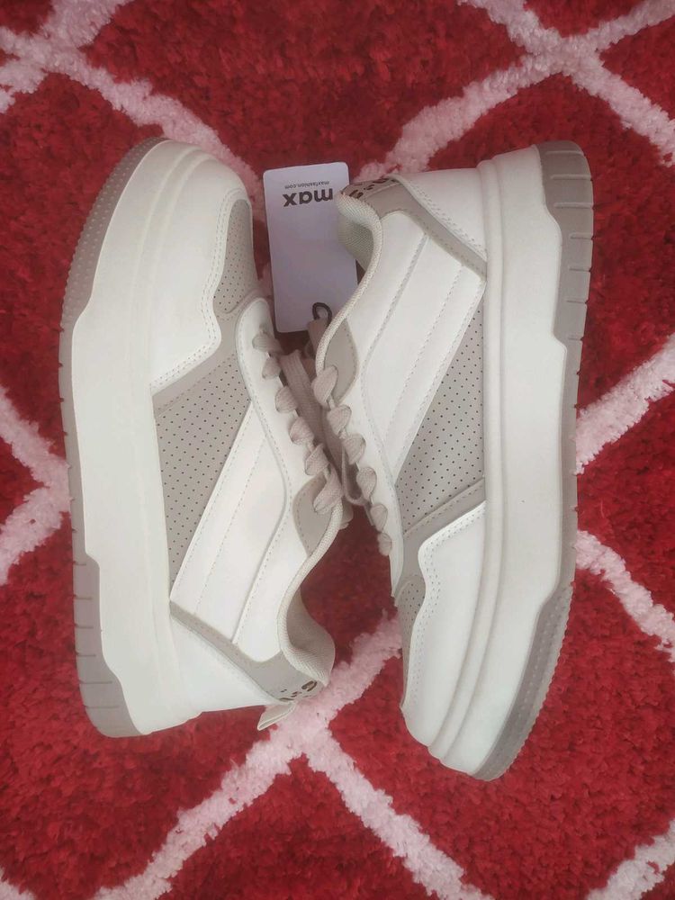 Women Perforated Platform Sneakers