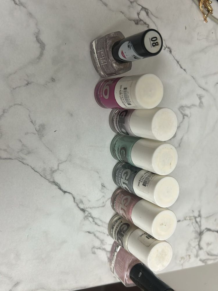 Set of 8 Nail Paints
