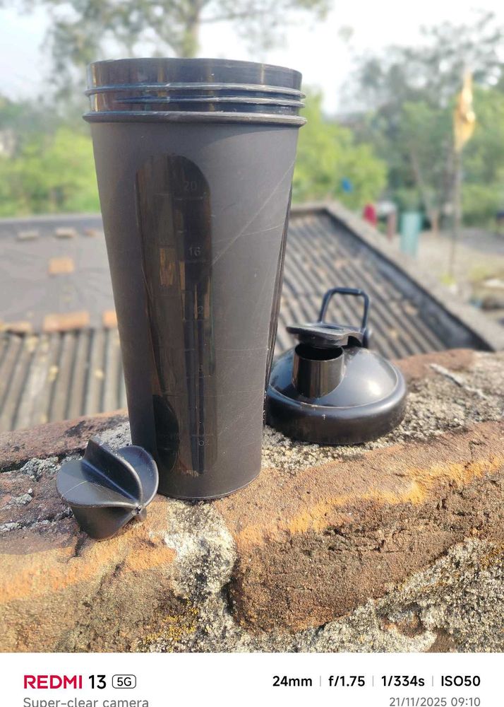 Shaker Bottle