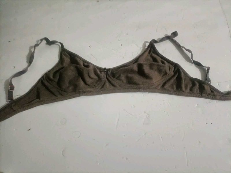 Beautiful Light Weight Bra.