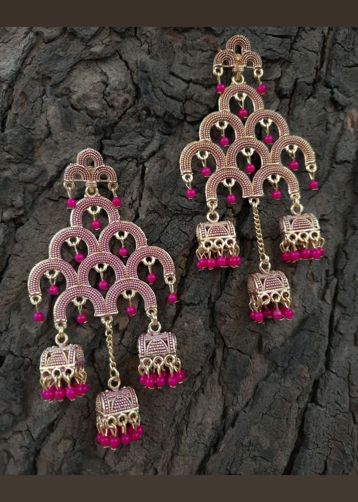 Beautiful Long Earrings in Pink 💞