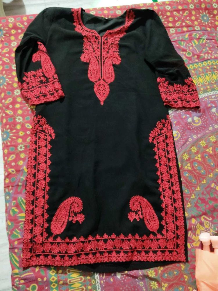 BLACK KURTA WITH BEAUTIFUL RED EMBROIDERY 🔥