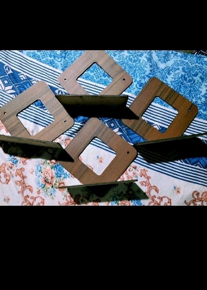 8 Wall Hanging