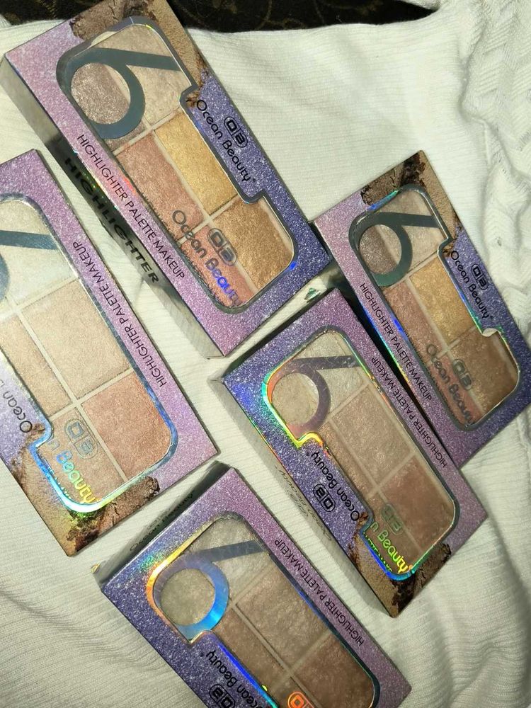 Ocean Beauty Highlighter Palette Makeup
