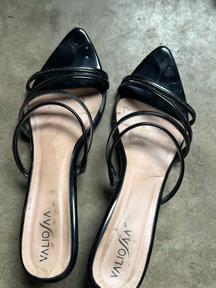 Valiosaa Pencil Heels