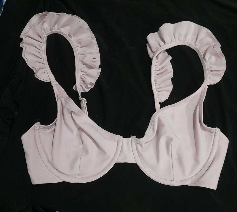 Cute Ruffled Bra / Bikini Top