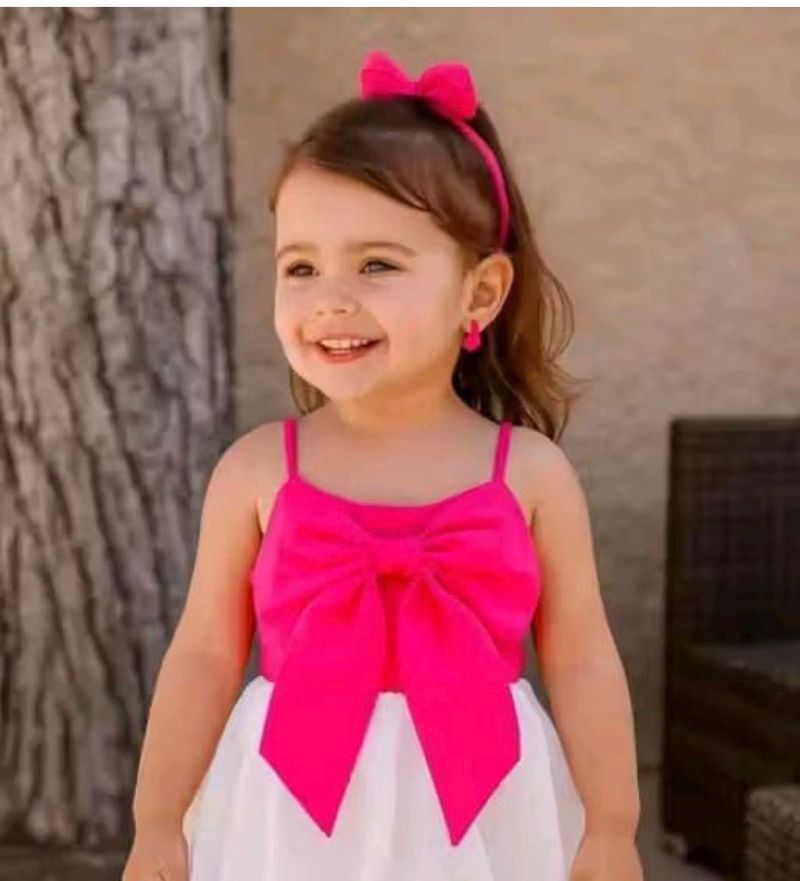 “Pretty Pink Bow Princess Party top for Girls 🎀💕