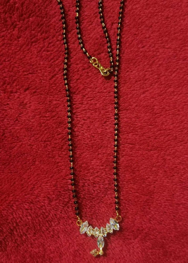 Elegant Mangalsutra with Crystal Pendant