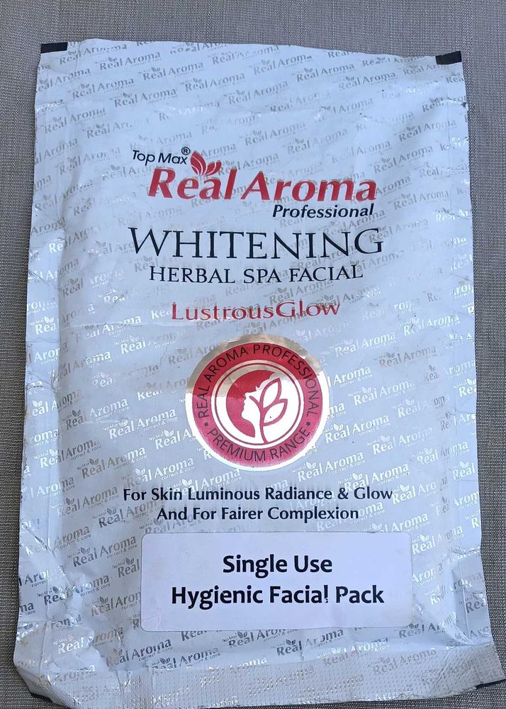 Real Aroma Whitening Herbal Facial Pack
