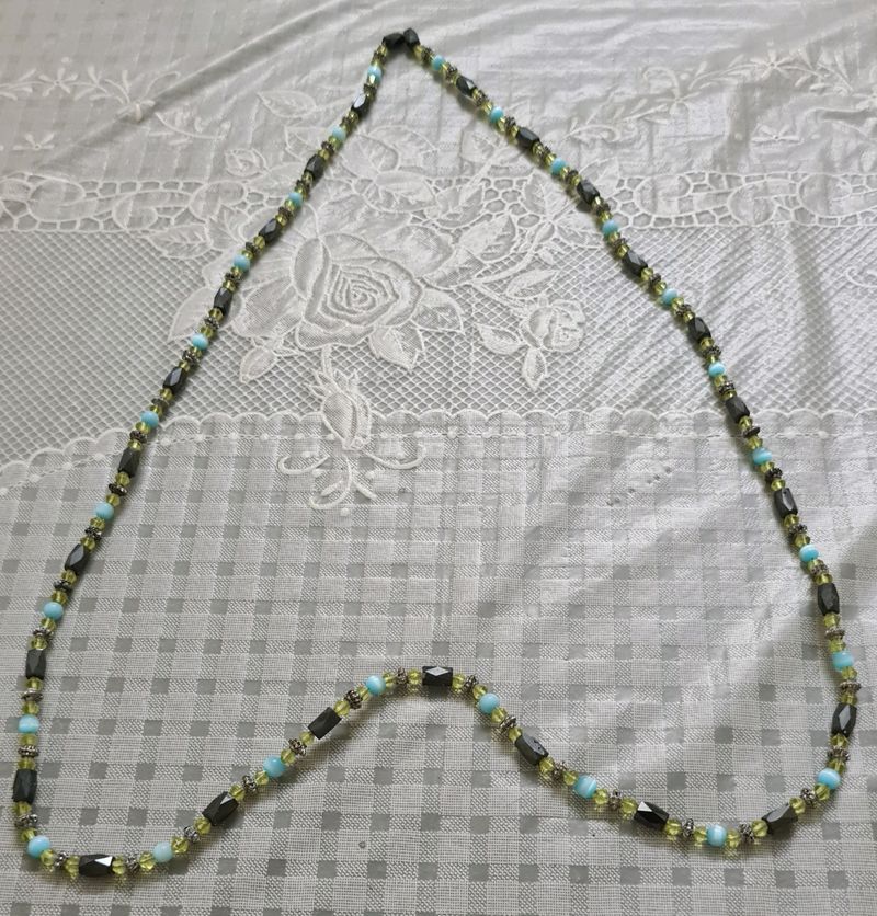 Glittery Beaded Magnetic String