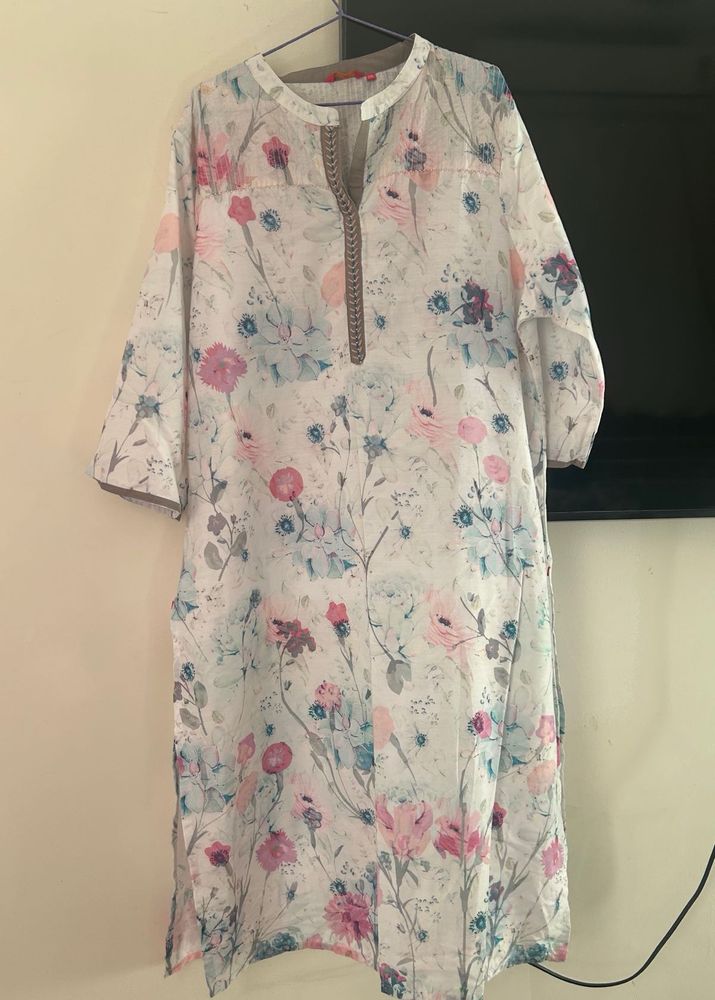 Beautiful Floral Print Kurta