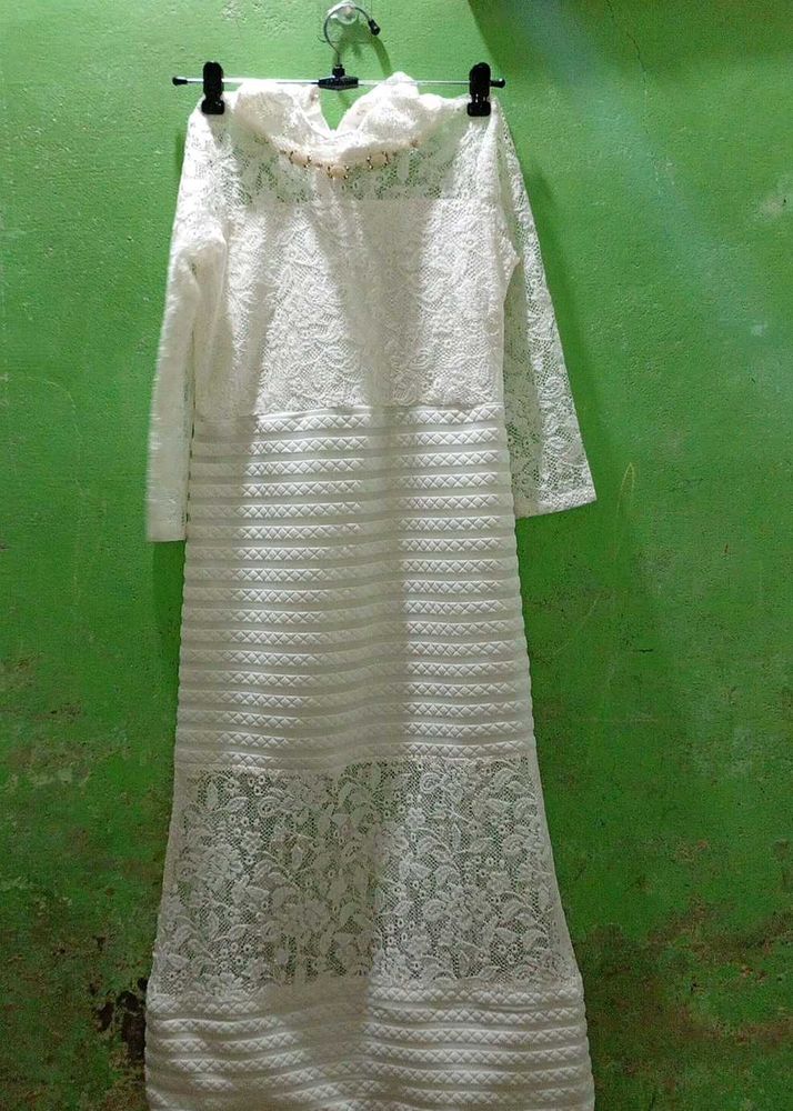 Elegant White Lace Maxi Dress