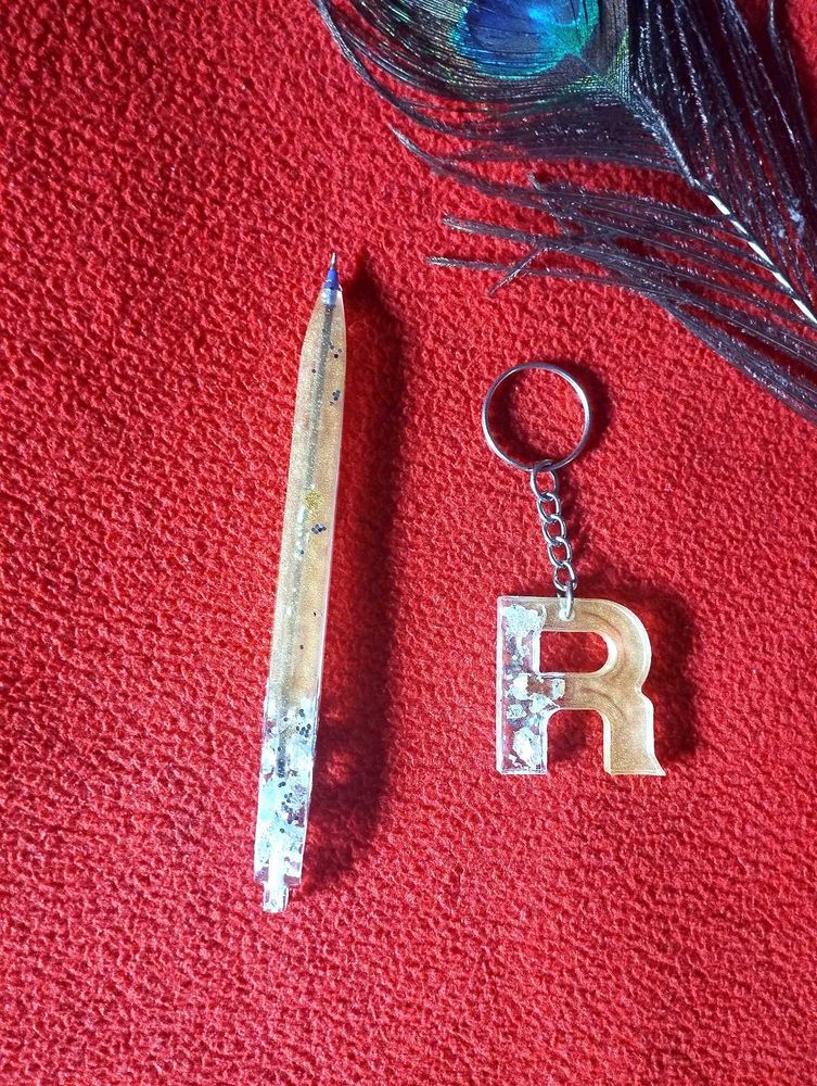 Resin Keychain and Pen Set