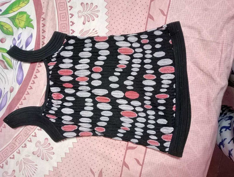 Stylish Patterned Sleeveless Top