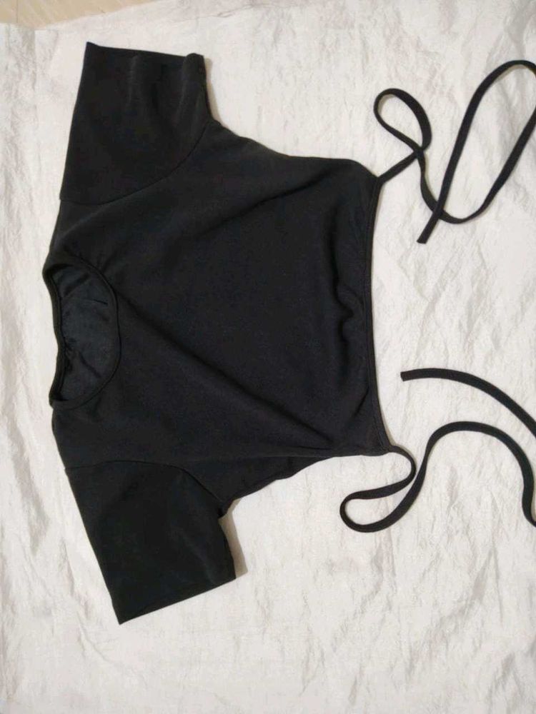 backless tie up top