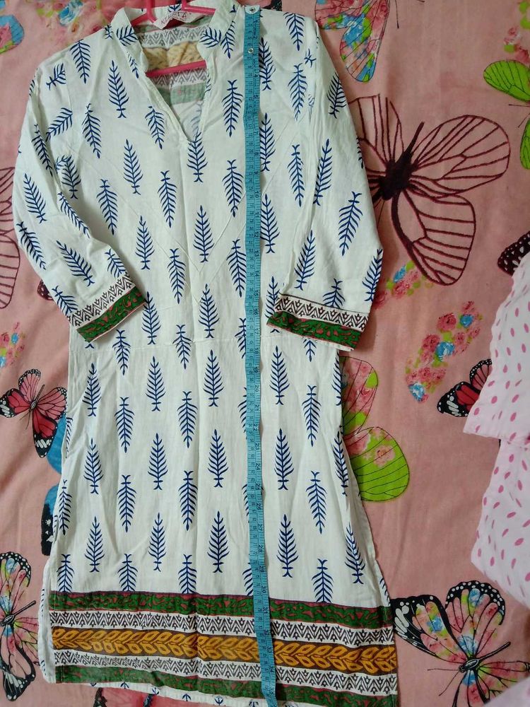 White Kurti
