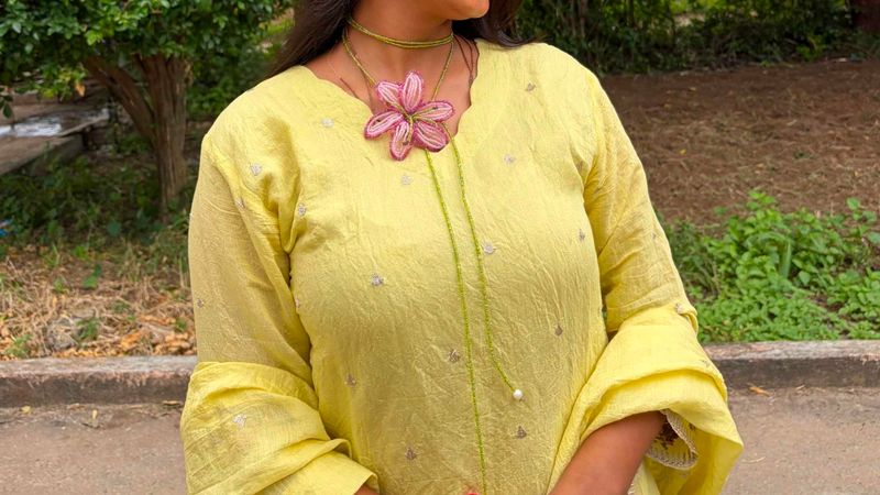Floral Necklace with beads