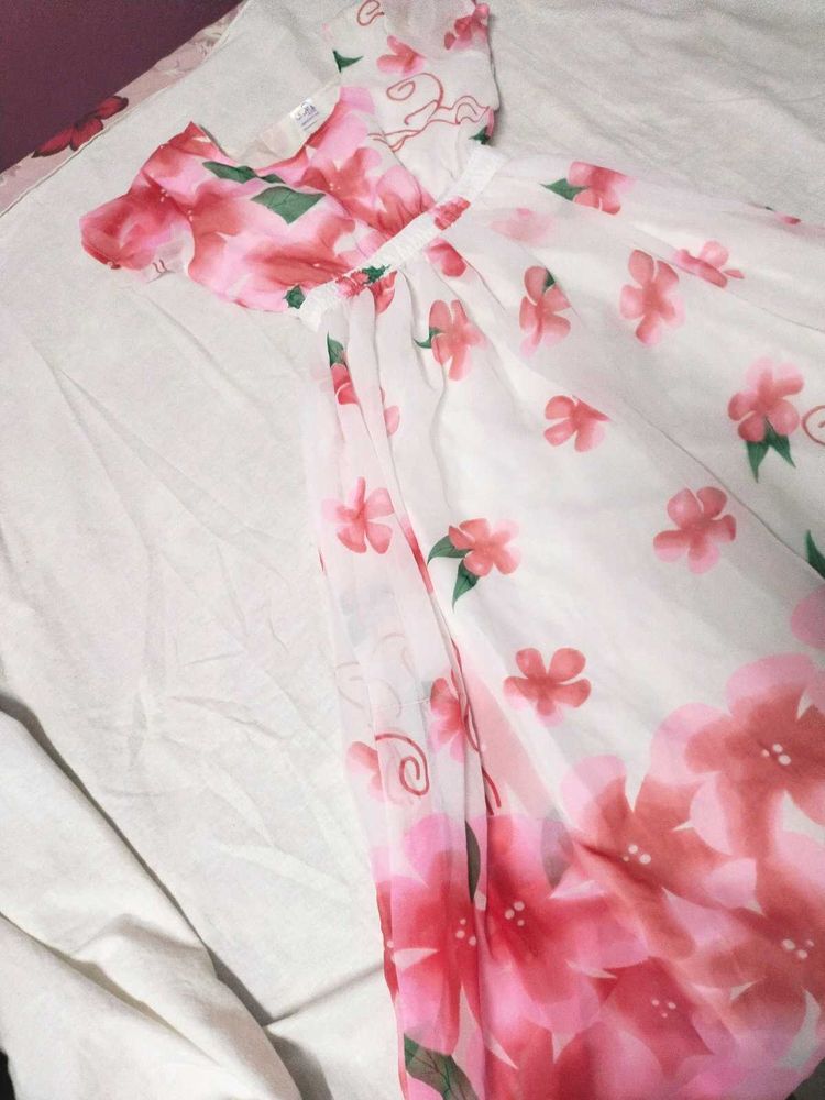 Beautiful White Frock With Flower Design