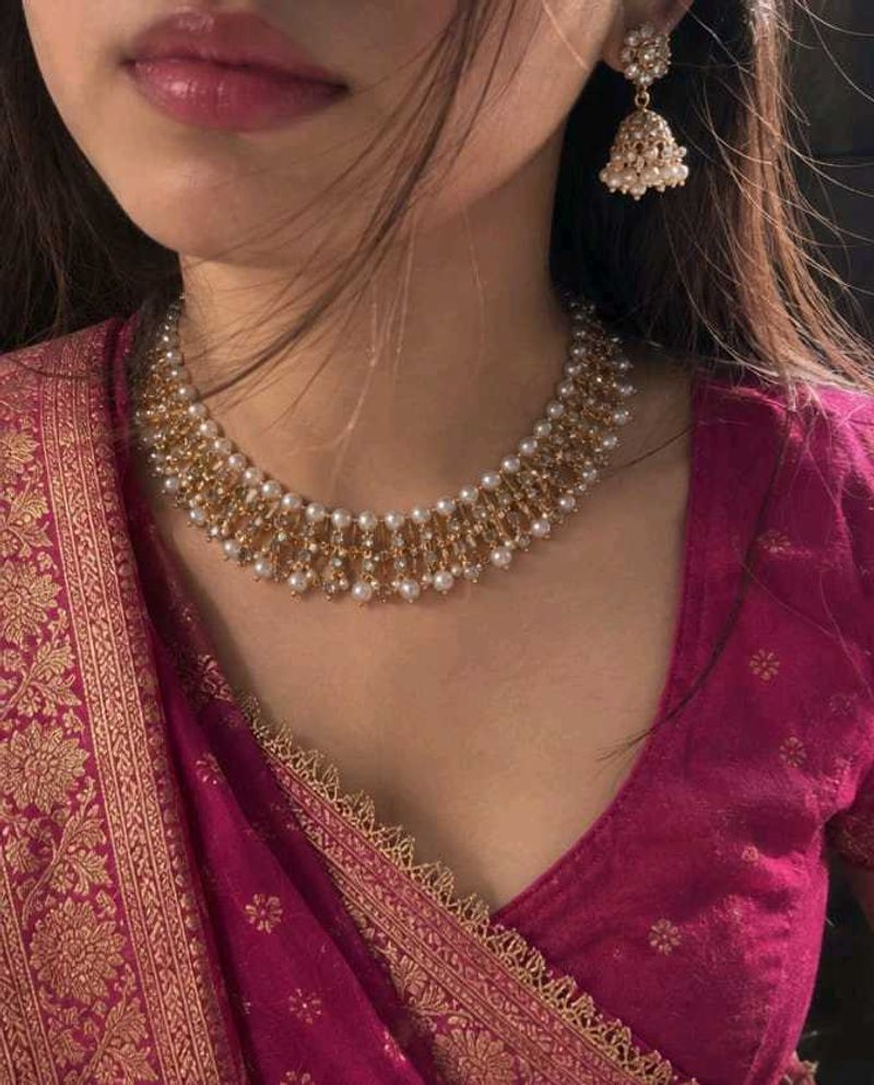 Elegant Pearl &amp; Gold Necklace Set