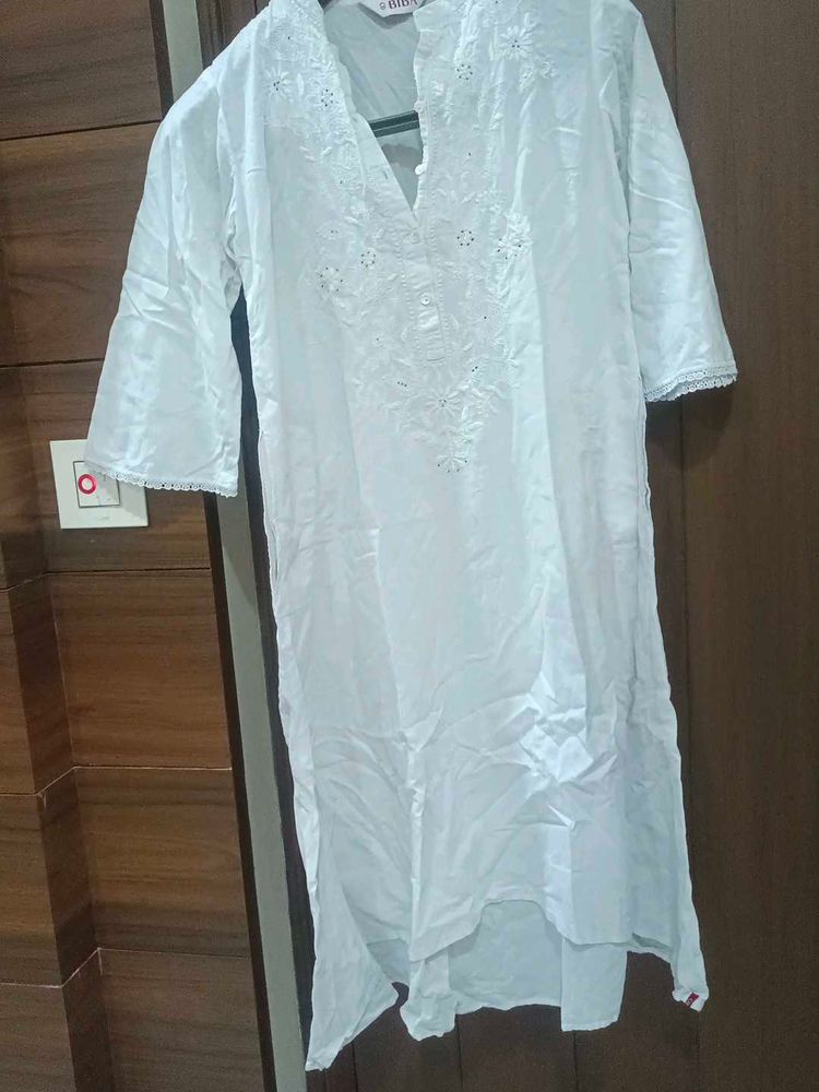 biba Elegant White Chikankari Kurta