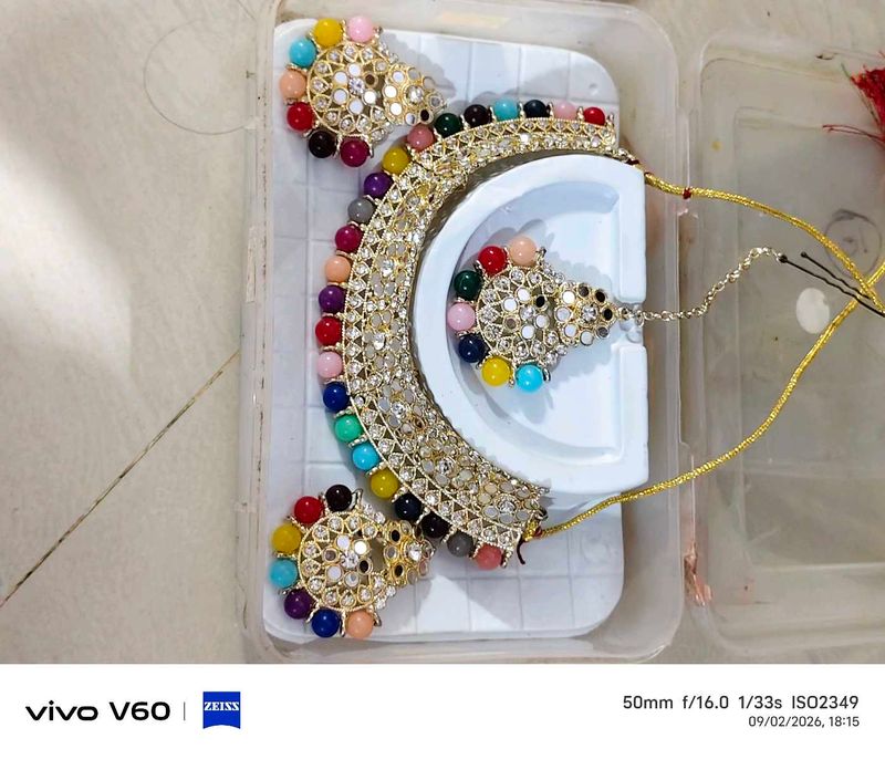 Vibrant Kundan Necklace &amp; Earring Set