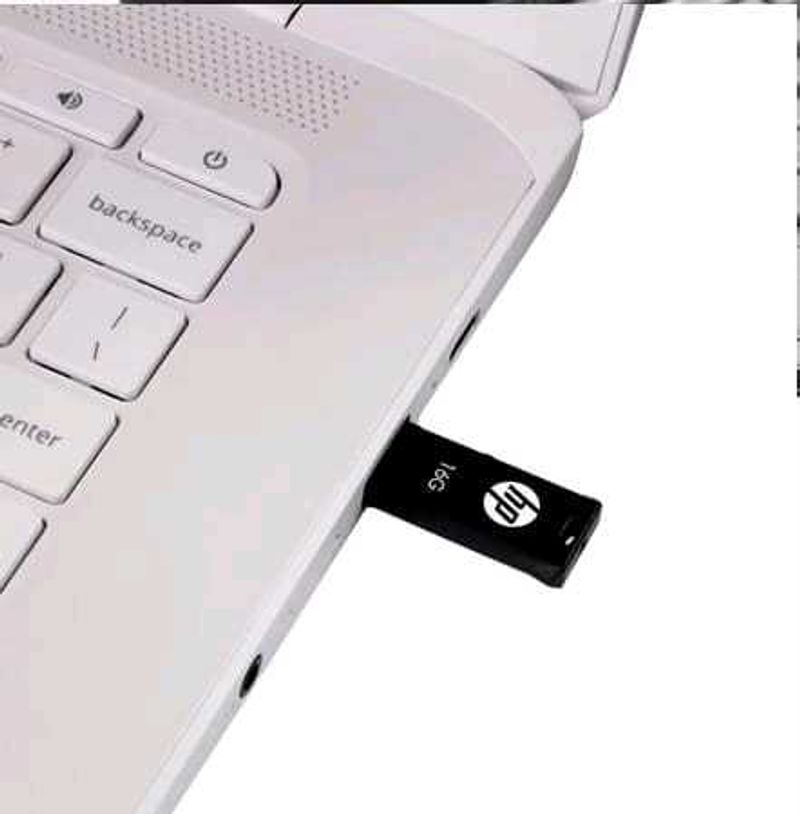 HP 16GB USB Flash Drive