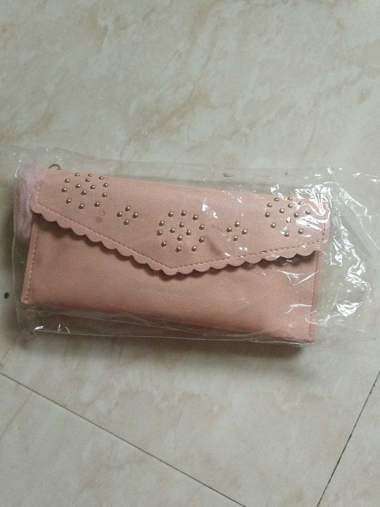 clutch purse