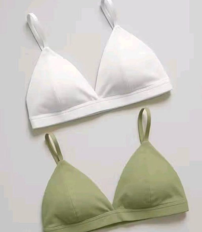 Comfortable padded Bralette Set