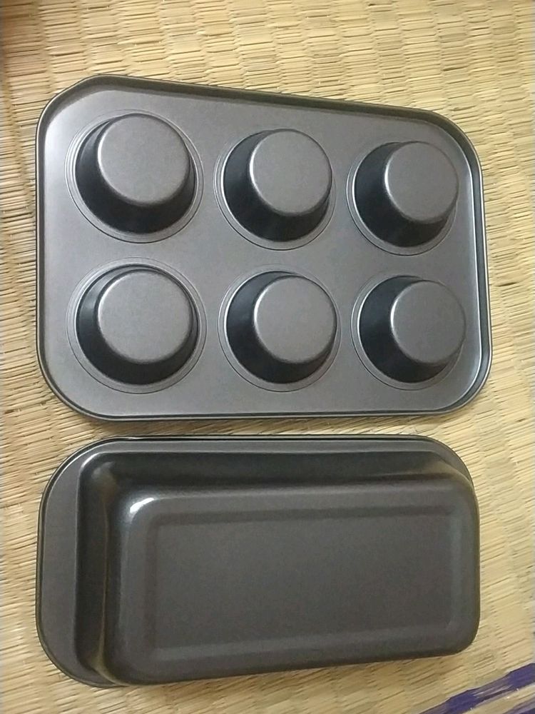 Cupcakes And Bread Making Tins