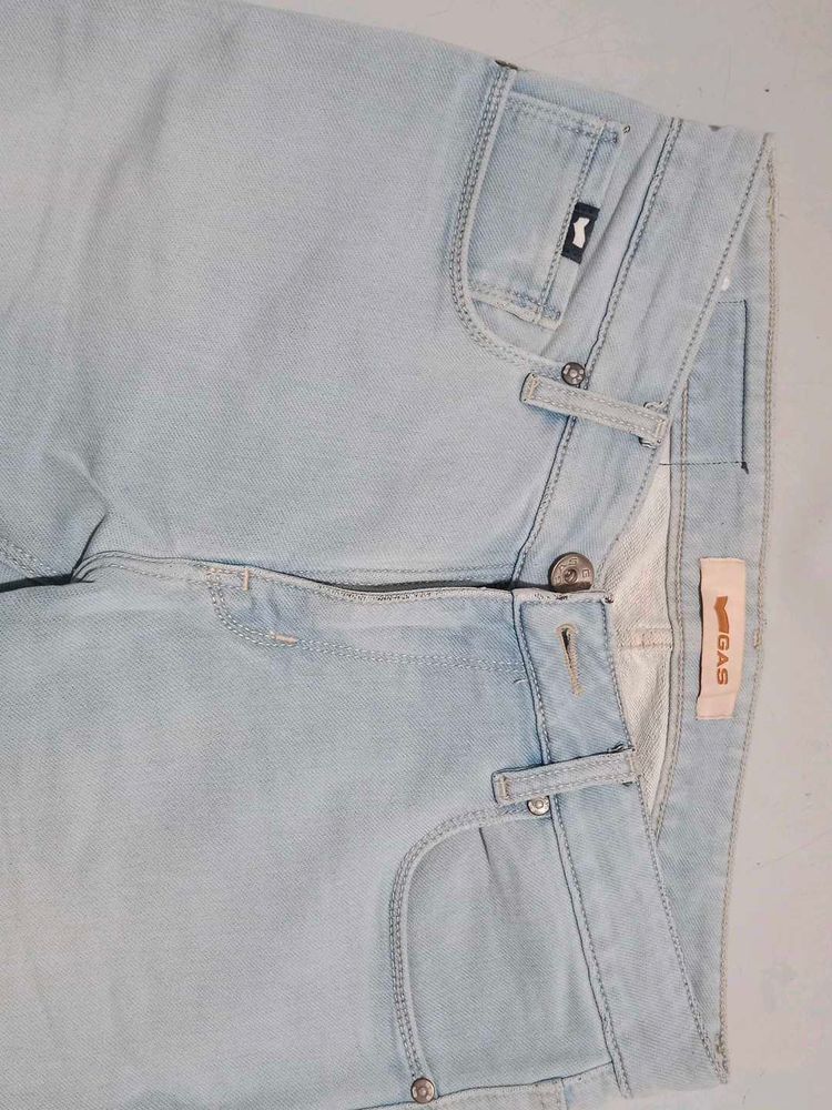GAS Light Wash Jeans