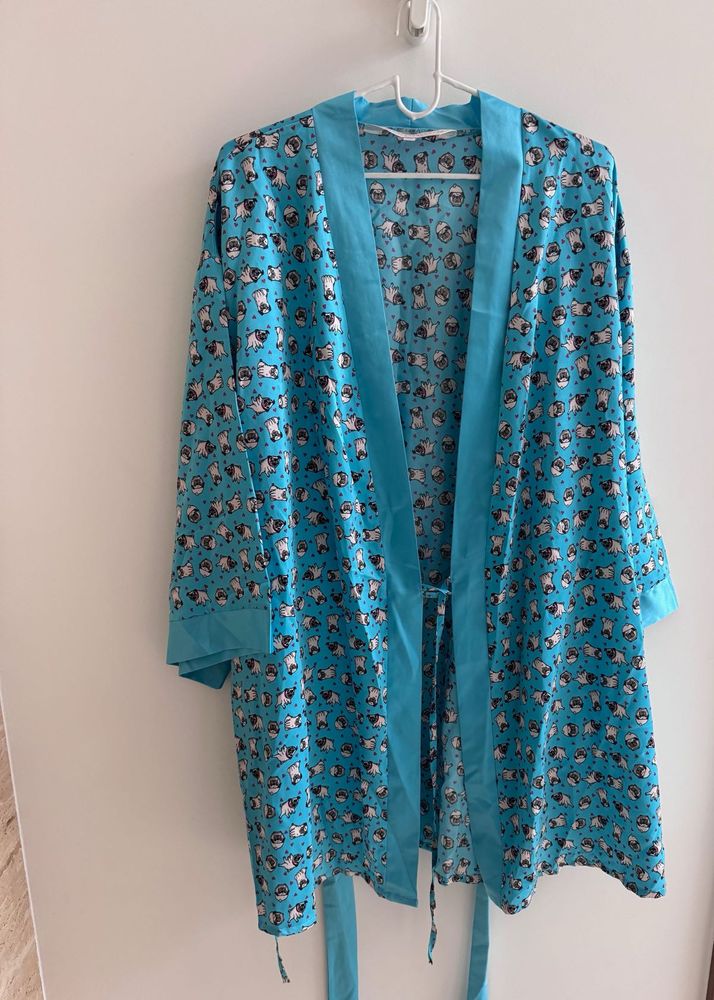 Bathrobe &amp; Puma T-shirt