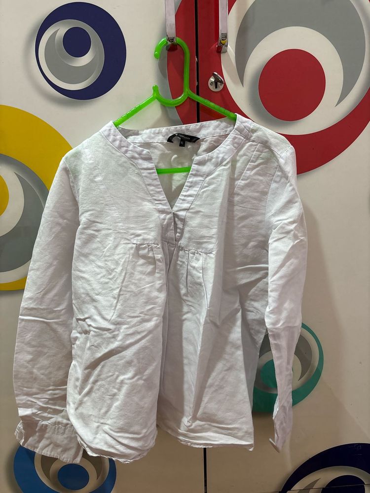Women's White Long Sleeve Top