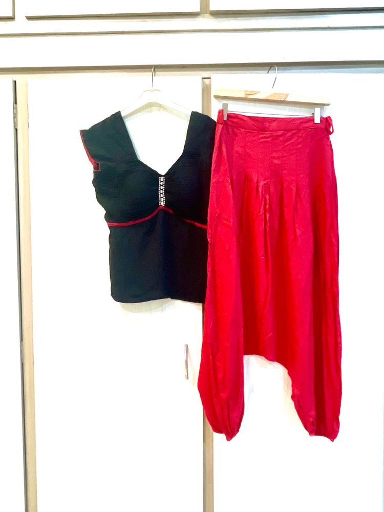 Embellished fitted crop top w harem pants