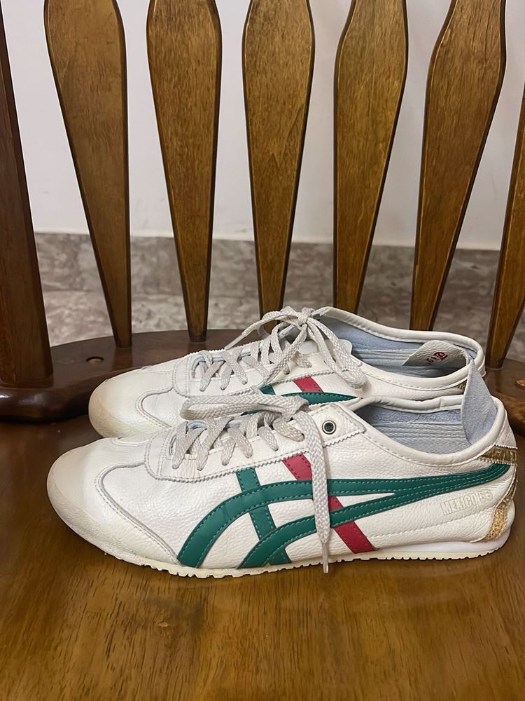 Classic White Sneakers with Green and Red Accents